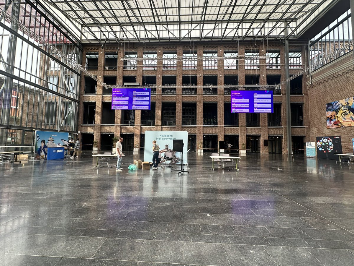 Maxime Deroullers 🗯️ tweet media