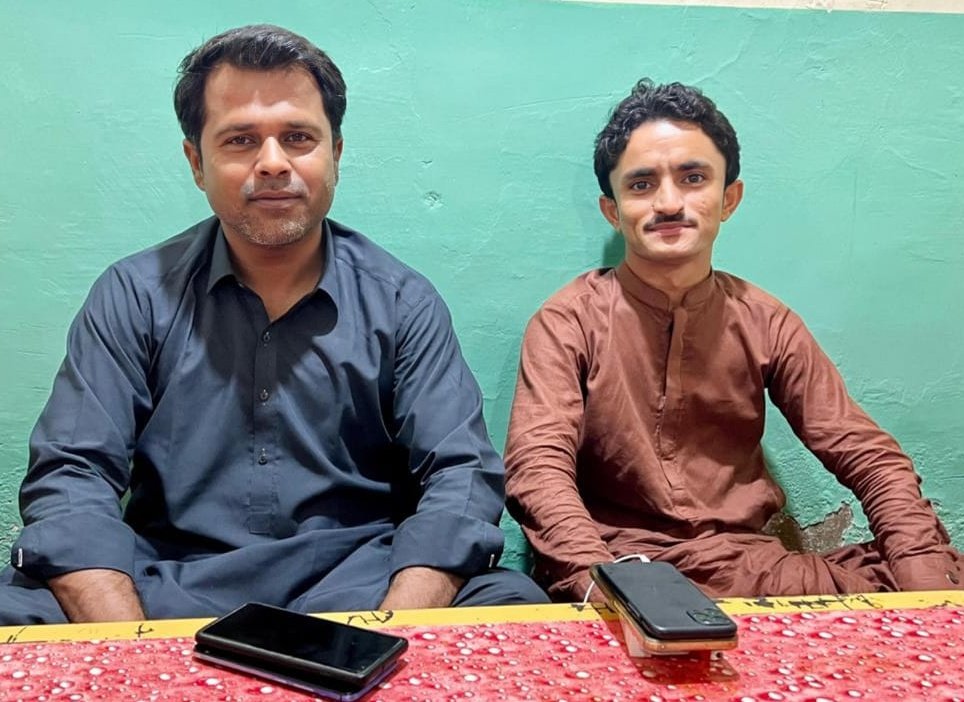 ہم اپنے بھائی جیسے دوست بالاچ قادر کو بلوچ اسٹوڈنٹس آرگنائزیشن کا چیرمین منتخب ہونے پر مبارکباد پیش کرتا ہوں۔ امید ہیکہ آپ طلباء کو درپیش چیلنجز اور مسائل سے نمٹنے میں اپنا بھرپور کردار ادا کرینگے۔
@BalachQadir1 <a href="/BSO__Official/">Baloch Students Organization</a> <a href="/sakhtarmengal/">Akhtar Mengal</a> <a href="/Senator_Baloch/">Senator (R) Sana Ullah BALOCH</a>