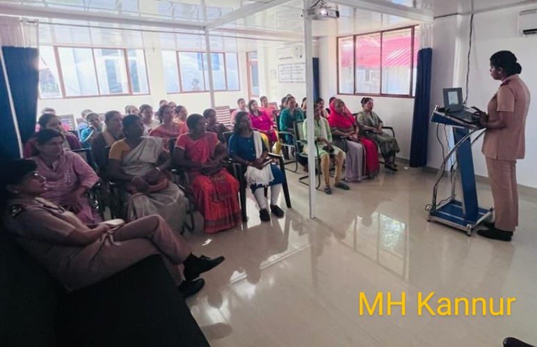 PRODefPune's tweet photo. #WorldMentalHealthDay2023
Sessions of #AaoBaatKareinLetUsTalk, a facility of volunteer help group for access by mentally disturbed, were held across #SoutherCommand under guidance of MG Medical. Army Cdr has lauded initiative of Team Medical.
For more :
https://t.co/MP0fZ4WRlw https://t.co/BQcR0AMrNs