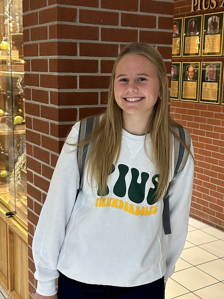 Congratulations to our own Kate Vacek for being chosen as one of the NSAA Believers and Achievers!  She is one of 48 seniors from across the state to be selected!  Way to go Kate!⚡️

nsaa-static.s3.amazonaws.com/textfile/press…