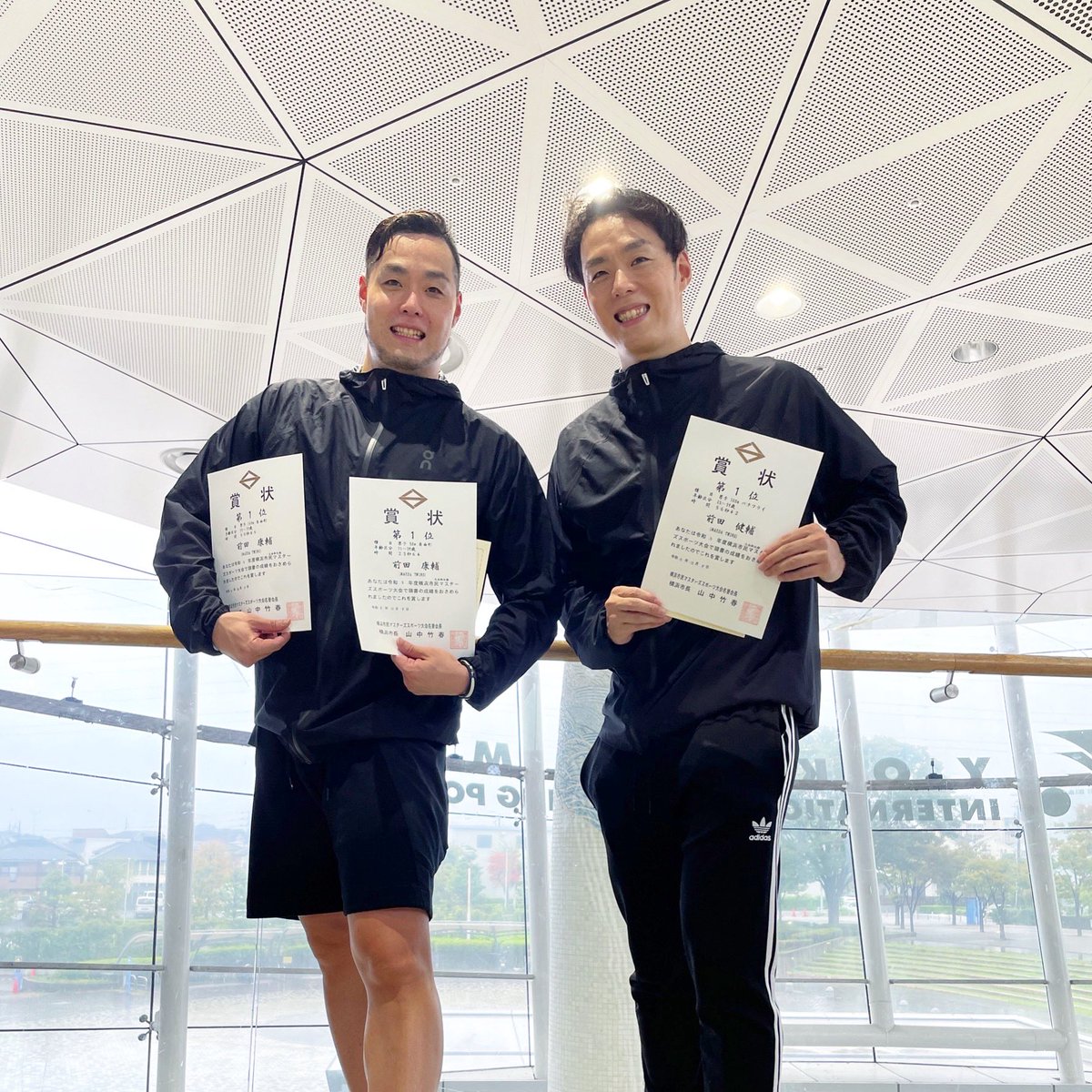 Maeda_Brothers's tweet photo. 横浜国際プールで行われた「横浜市民マスターズ」の結果をお知らせ致します。

35-39歳区分

前田健輔
100mバタフライ
56"42優勝(大会新)🥇

前田康輔
100m自由形
50"85優勝(大会新)🥇

50m自由形
23"64優勝(大会新)🥇

双子で大会新記録を樹立できました。
ご声援ありがとうございました。 https://t.co/hMwFwh9PP8
