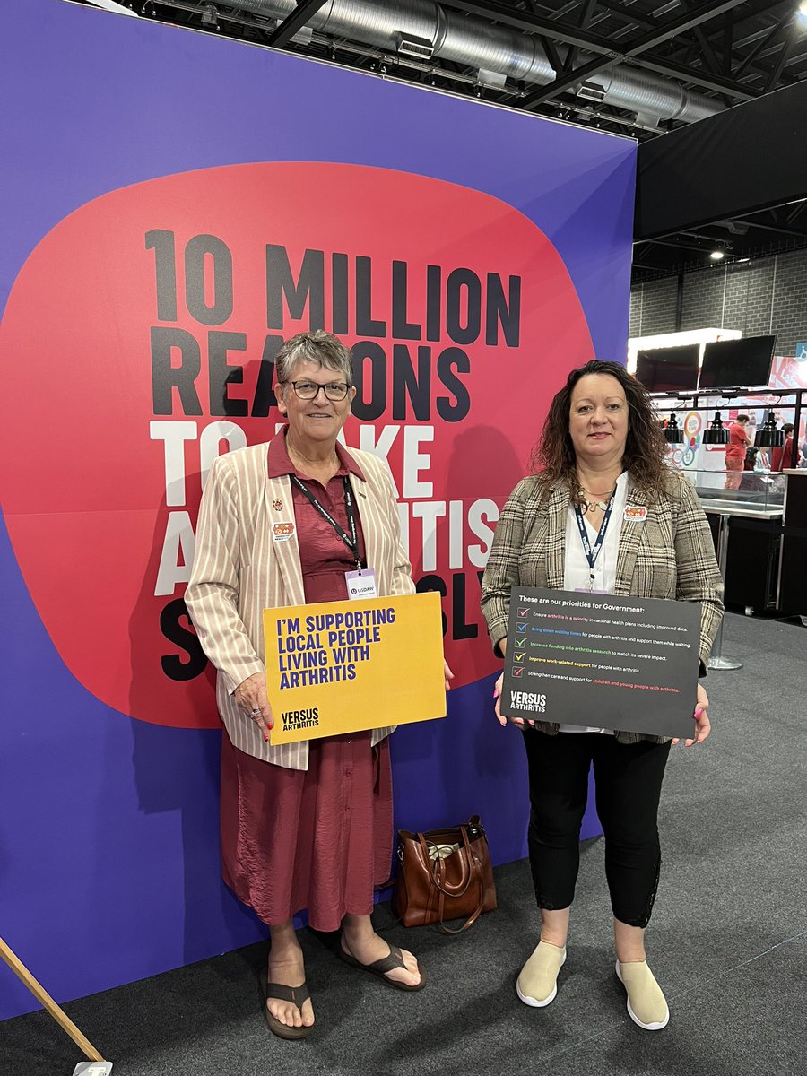 kate_cllr's tweet photo. Helping support awareness towards Arthritis for millions of people who are suffering today with Cllr Linda Burns at Labour for Cotmanhay . 

Join today 👇

https://t.co/5j4K2DfVWn

#kate_cllr
#versusarthritis
#hallamfields1 https://t.co/ktonciNUP9