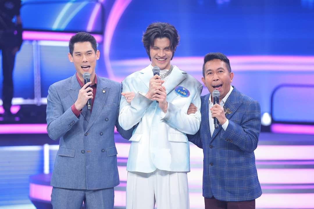 ICanSeeYourVoice tweet media