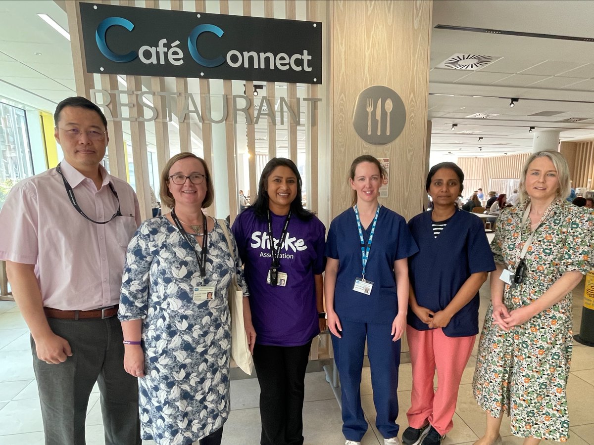 Speciality &amp; Associate Specialist (SAS) Doctors are a fast growing part of our highly skilled medical workforce 👨‍⚕️ 👩‍⚕️ 

For #SASWeek Doctors met staff in Cafe Connect to raise awareness of their roles &amp; contributions to healthcare 📢 

Thank you for everything you do! ❤️
