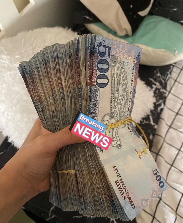 سحب قوي علي 100000  ريال 💸 لـ 4 فائزين + 5 (Apple iPhone 15 Pro)

الاول :  40000 ريال 
الثاني :  25000 ريال 
الثالث : 20000 ريال
الرابع :  15000 ريال 
 بدون شروط فقط تابعني + رتويت واكتب تم 

السحب بعد 24 ساعة موثق بالفيديو شاركوا وفالكم التوفيق،جرب حظك يمكن تفوز باذن الله ♥️