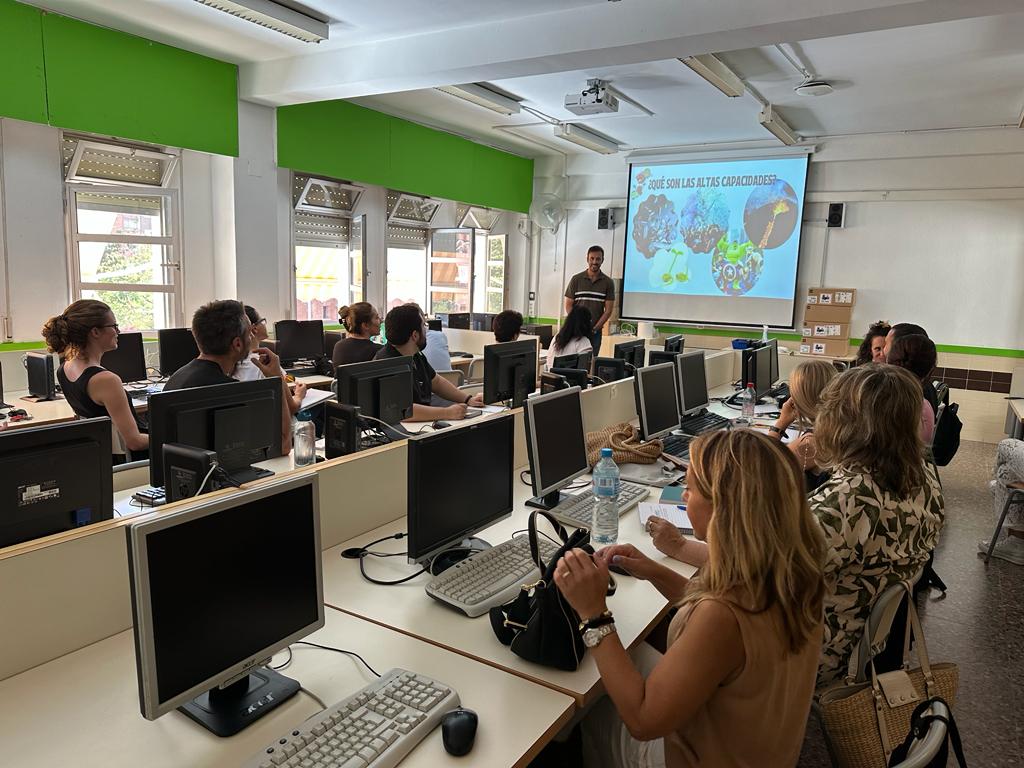 Connectats al Talent tweet media