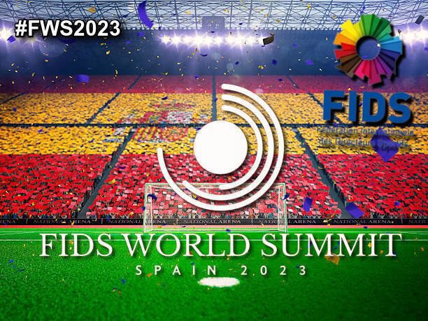 A Federação Internacional premeia em Espanha a Cimeira Mundial de Directores Desportivos. #FWS2023 #Futebol