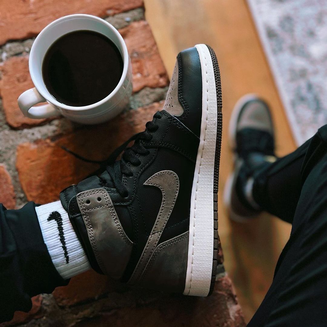 SneakerNews's tweet photo. Good morning ☕ https://t.co/DOhZKmPKlM