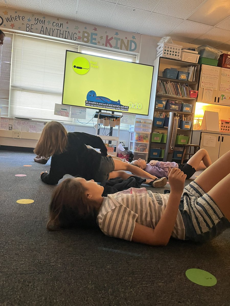 Starting our day with salamander yoga! <a href="/ClardyElemNKC/">Clardy Elementary</a> <a href="/AndiEatinger/">Dr. Andrea Eatinger</a> <a href="/katiepowers022/">Katie Brummett</a>