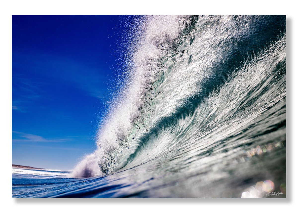 🙏 Merci Octobre pour toutes ces belles conditions ! 
#surf #aquashoot #lineup #surfphotography #oceanminded_arts #theperfectwave #picoftheday
#surfphotographer #surfinglife #wowplanet #capferret #canonphoto #oceanlover #explore #liquideyes #surfporn #somewheremagazine #sudouest