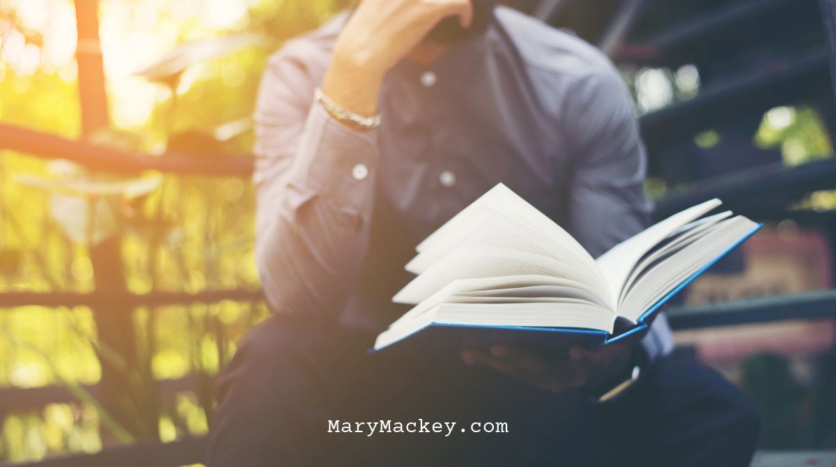 MMackeyAuthor's tweet image. “If you would tell me the heart of a man, tell me not what he reads, but what he rereads.”

-Francois Mauriac

#reading #AmReading #LeisureReading #ReadingCommunity #ReadingForPleasure