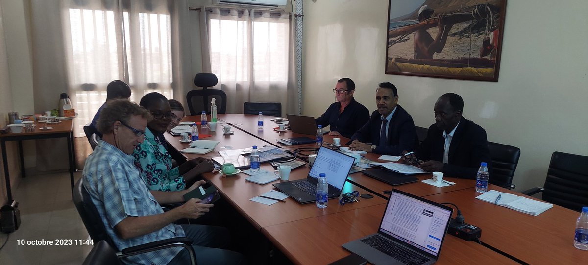 Dans le cadre de la recherche de fonds amorcée par la CSRP, une réunion à été organisée le 10 octobre 2023 avec Justine Dossa de Ocean 5 et Mélanie O'Toole de Shark Conservation Fund. La réunion vuse à définir des sujets de collaboration entre ces ONG et la CSRP.