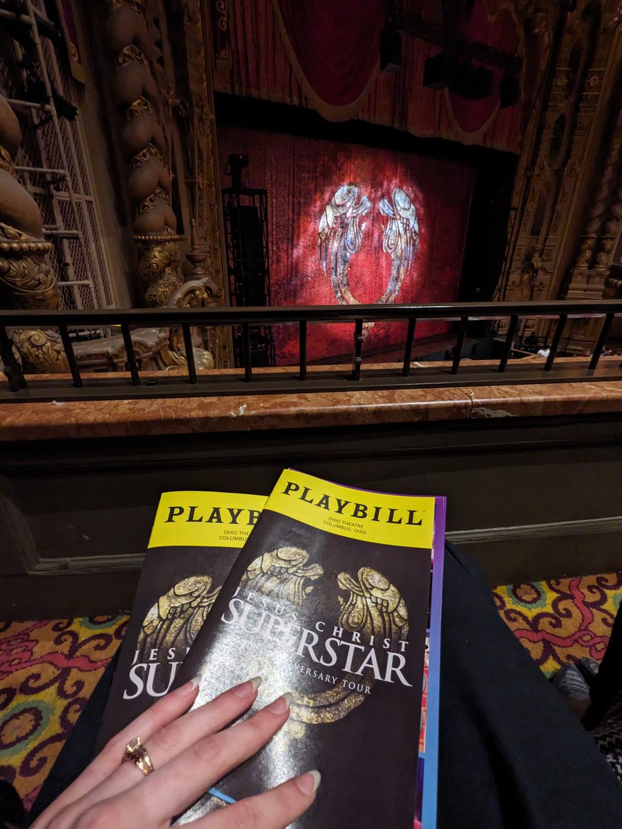 I've been spoiled with yet another show! Recently I was able to see 'Jesus Christ, Superstar.' This is definitely a show I'll have to see multiple times to catch and process all the details. I can't begin to describe how much fun this was. ☺️

#ohiotheatre #musical…