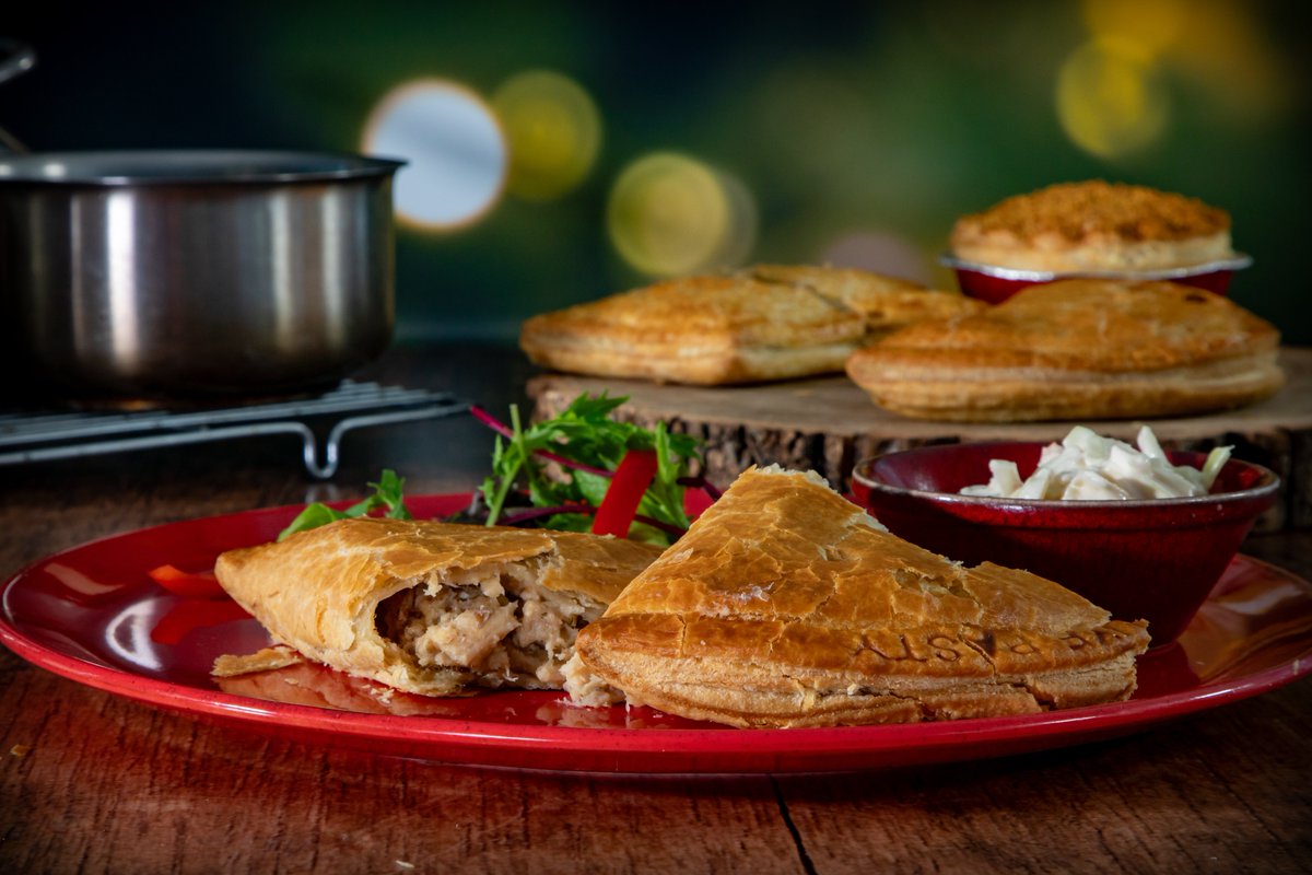 Castell Howell Foods tweet media