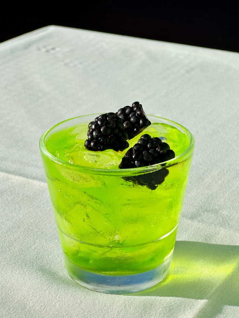 TuscanyTaylor's tweet image. Sip on the season with our spooky and fall cocktail lineup! Introducing... The Pomegranate Martini, Monster Megroni, &amp;amp; Witches Brew! Available all month at Tuscany! 🍸🍂✨ #SpookyCocktails #FallDrinks