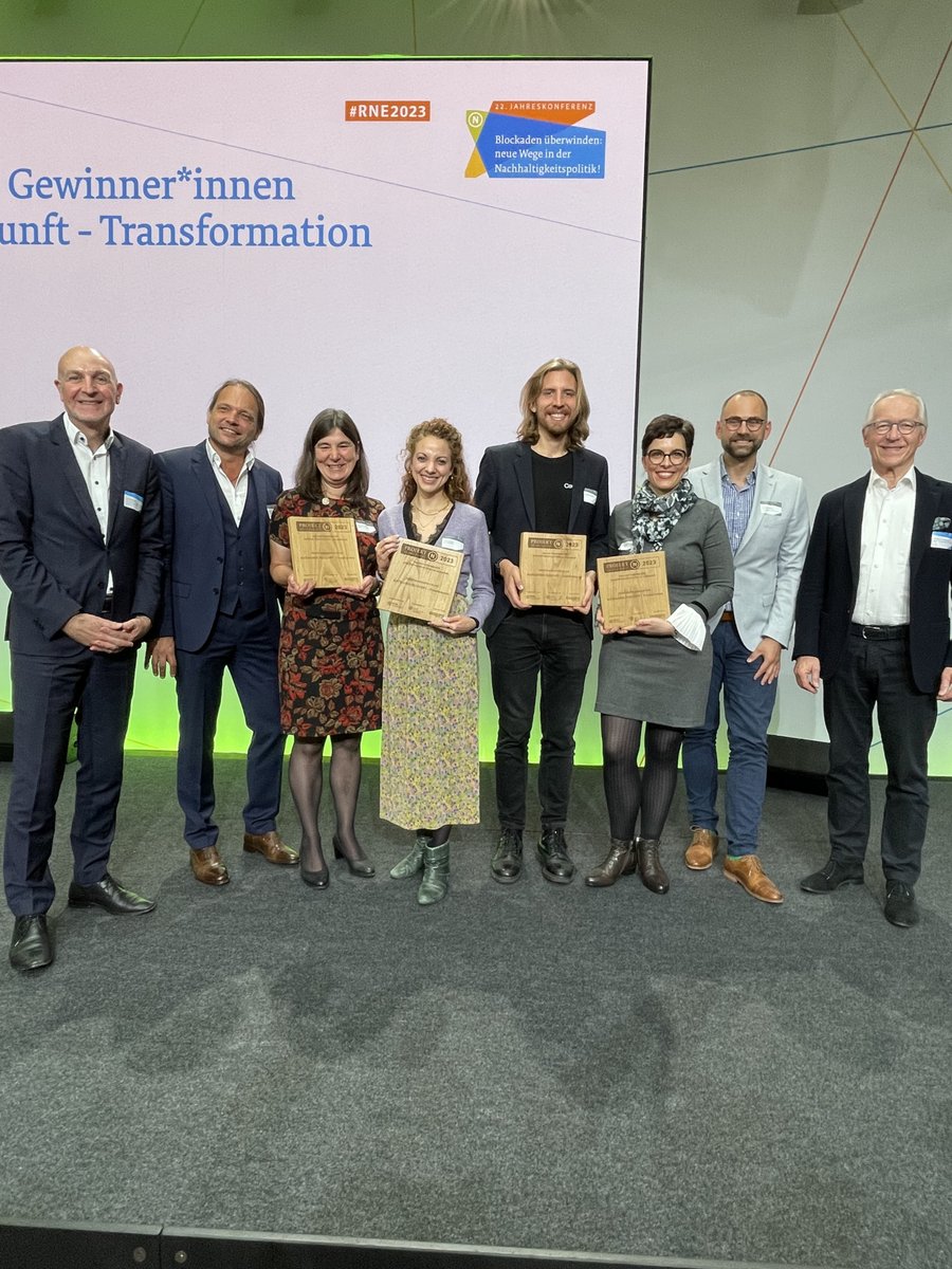 Wir freuen uns wahnsinnig über den #Nachhaltigkeitspreis #ProjektN 2023🎉verliehen vom <a href="/RNE_DE/">Nachhaltigkeitsrat</a> <a href="/RENNwest/">RENN.west</a> <a href="/gw_undjetztalle/">Gemeinschaftswerk Nachhaltigkeit</a>! Herzlichen Dank über die Möglichkeit, am #Wettbewerb teilzunehmen! Danke auch an unsere Partner🤝<a href="/SWBBusundBahn/">SWB Bus und Bahn</a> <a href="/StadtwerkeBonn/">Stadtwerke Bonn</a> wettbewerb-projektn.de/fileadmin/user…