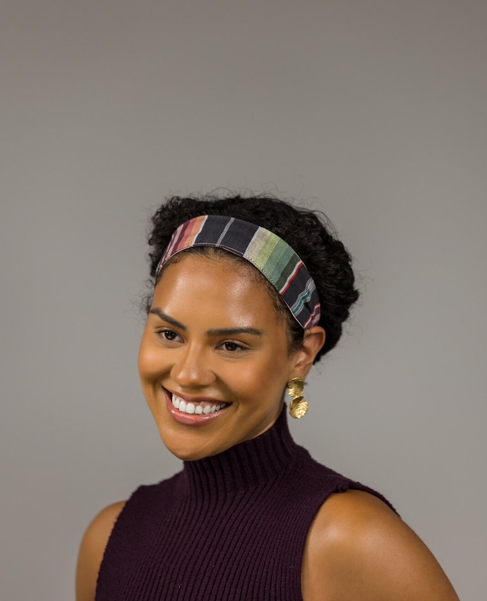 ⁠Your smile is so powerful it's contagious and so bright it lights up the room. What's something that makes you smile from ear to ear?⁠
⁠
Featured: Star Anise Headwrap, Cay Double Sided Headband, Choc Lit Kid's Bucket Hat, Auber Jean Headband, Rose of Sharon Earrings.⁠