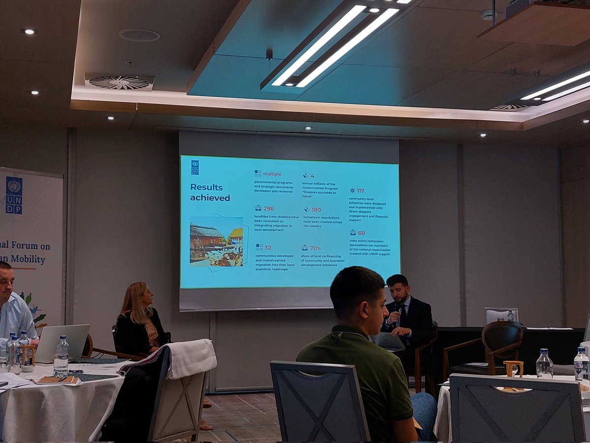 Just now: Hearing about inspirational work in Moldova on ways of including diaspora as contributors. 
"If each month we can collect 10-20€ from only 20% of Moldovans abroad (registered 400,000), we could implement good development projects" #HumanMobilityForum <a href="/UNDPEurasia/">UNDP Eurasia</a>
