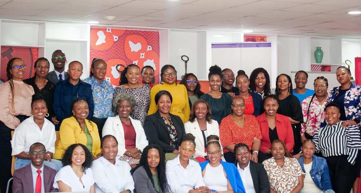 AbsaKenya's tweet photo. We hosted a team of 25 ladies who are currently going through the @dukeu's Corporate Education Women Middle Management Programme in South Africa.
#AbsaShe #ElevateYourGreat #WomenNetworkForum https://t.co/VAqYbuA0j4