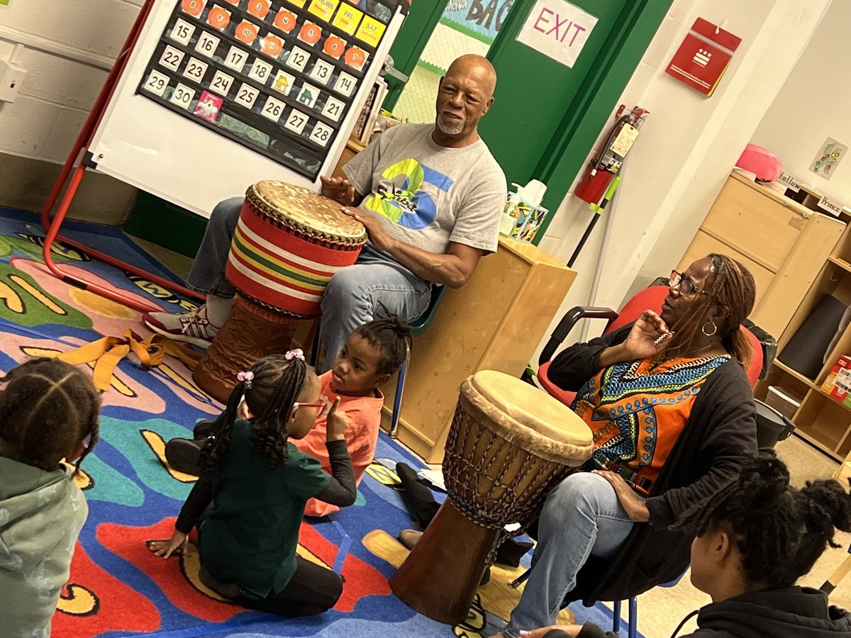 🪘@_inspired_child visits the Pre-K 4 at @MalcolmXDCPS! @dcpublicschools @DCPSChancellor @MayorBowser @DcpsLibrary #inspiredchild #partnerships #dumbarton #art #music #Eagles #MXES #ECE