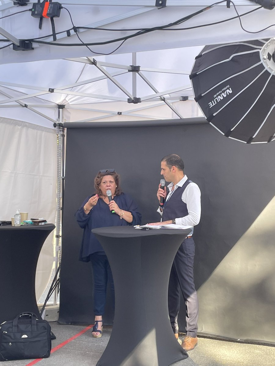 🚧 Place des TP - TV 📺 

🔴 Invitée de Camel 🎤📹, Sandrine Macia, responsable des agences Manpower de Bourges et Vierzon, nous parle ressources humaines dans les TP.

Vidéo à retrouver sur notre chaîne youtube : youtu.be/lg4lzQafnsg? 

<a href="/FRTPCentreVL/">FRTPCentreValdeLoire</a> #Cher
#ressourceshumaines