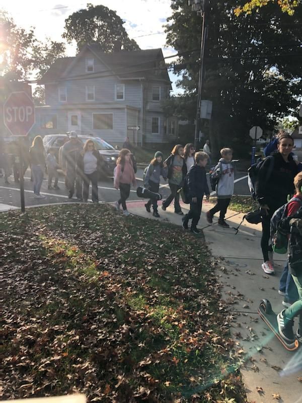 #WalkandBiketoSchoolDay #saferoutestoschool #WalkandBikeMonth #healthylifestyle #exercise #WalkingSchoolBus