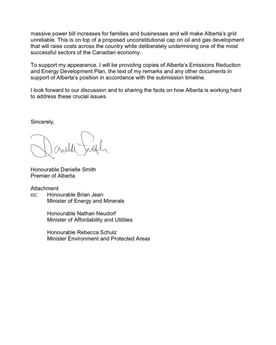 Danielle Smith tweet media