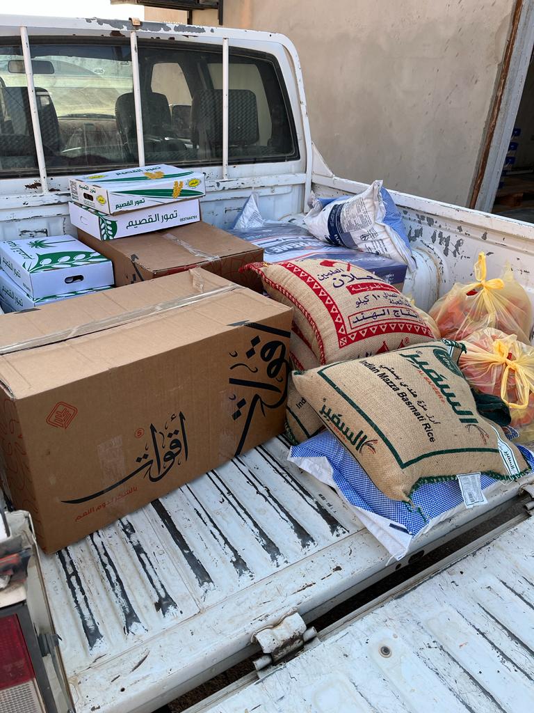 bersubaih's tweet photo. قامت #جمعية_البر_الخيرية_بصبيح هذا اليوم الأربعاء 26من ربيع الأول 1445هـ الموافق م11/10/2023  بتوزيع سلة غذائية على المستفيدين.  #جمعية_البر_الخيرية_بصبيح https://t.co/Sp39rGr4yO