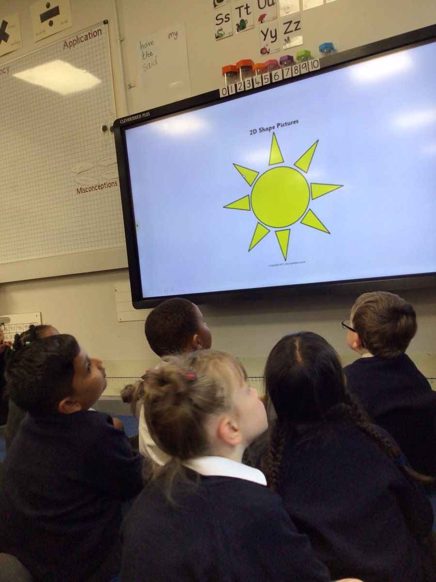 C1Pleasant's tweet photo. Fantastic work in Spanish, we have been learning our shapes. @MFLPleasantSt @PleasantStPrim https://t.co/1xICtUlm0Z
