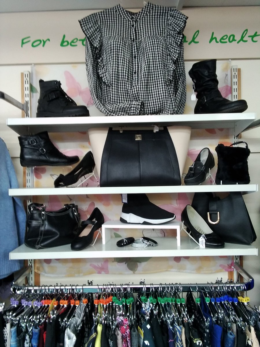HailshamMind's tweet photo. Its Halloween at Hailsham mind👻🎃..pop in for a look at all our new goods,our accessory refresh,Halloween and much more...#mymindshop #mindhailsham #MentalHealthMatters #spookymonth https://t.co/BVNvNh7PjB