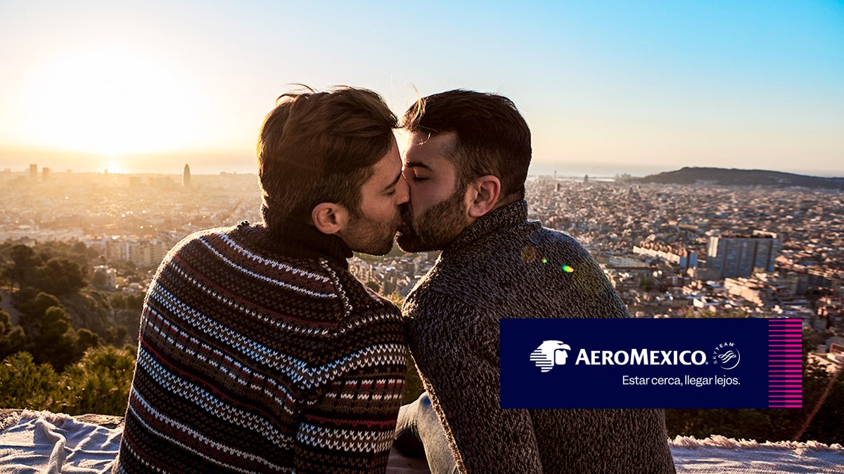 Aeromexico's tweet photo. Aceptarte y amar libremente es un viaje extraordinario. 🏳️‍⚧️🏳️‍🌈 
#OutComingDay #DíaDeSalirDelCloset #DiaDeLaSalidaDelArmario https://t.co/LdeHrSOIL3