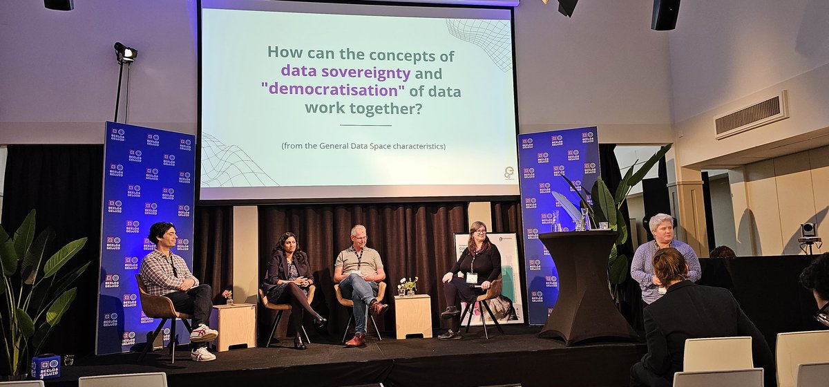 Building common European Data Space MVeronique Leroi @MinistereCC Vassilis Tzouvaras @ntua @schambers3 @DARIAHeu
@ennomeijers @KB_Nederland
@kerstarno
- 10 steps in collections as data workforce
- #NationalHeritage strategy
- Data sovereignty & democratisation #EuropeanaTech2023