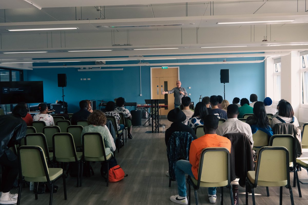 LimitlessElim's tweet photo. This past weekend was such a great one. We had kids and youth workers meeting at 7 locations for Limitless Oxygen 23.

Some pictures from London and South East 

#leadership #youthwork #YWchat #youthministry #kidswork #childrensministry #kidsministry #training #Limitless https://t.co/rueHPSJLAe