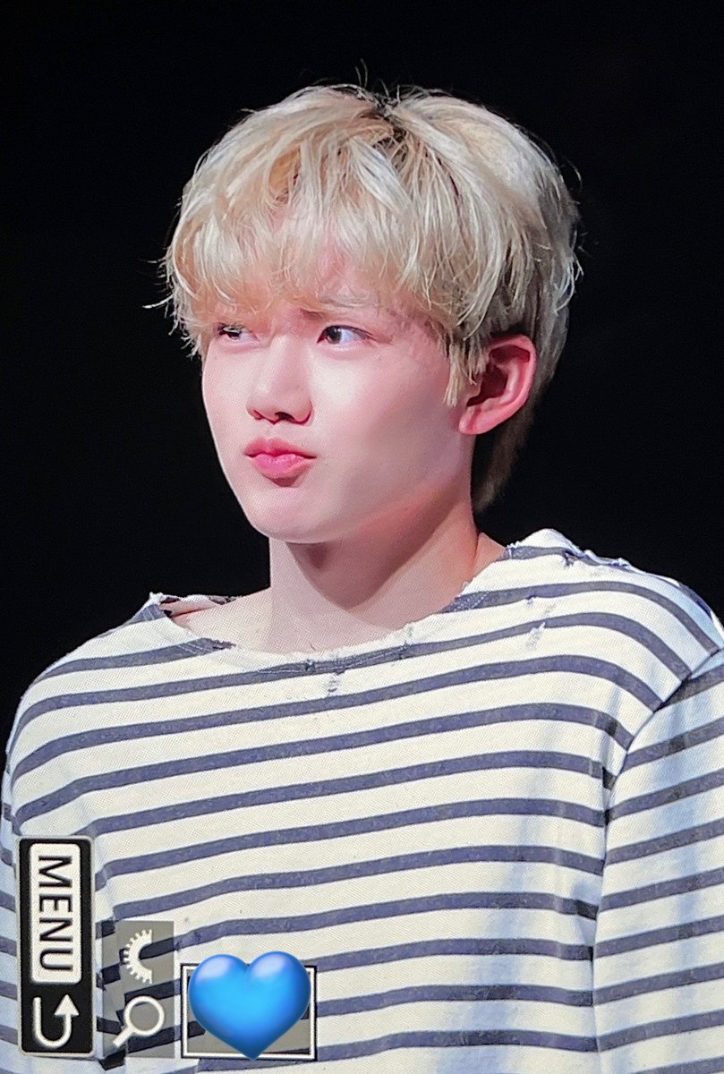 whitedbluv's tweet photo. 231011 위버스 팬이벤트

이런 귀여운 펭귄이 세상에 어딧음😍😍😍

 #TREASURE #트레저 #준규 https://t.co/24HHheHMCC