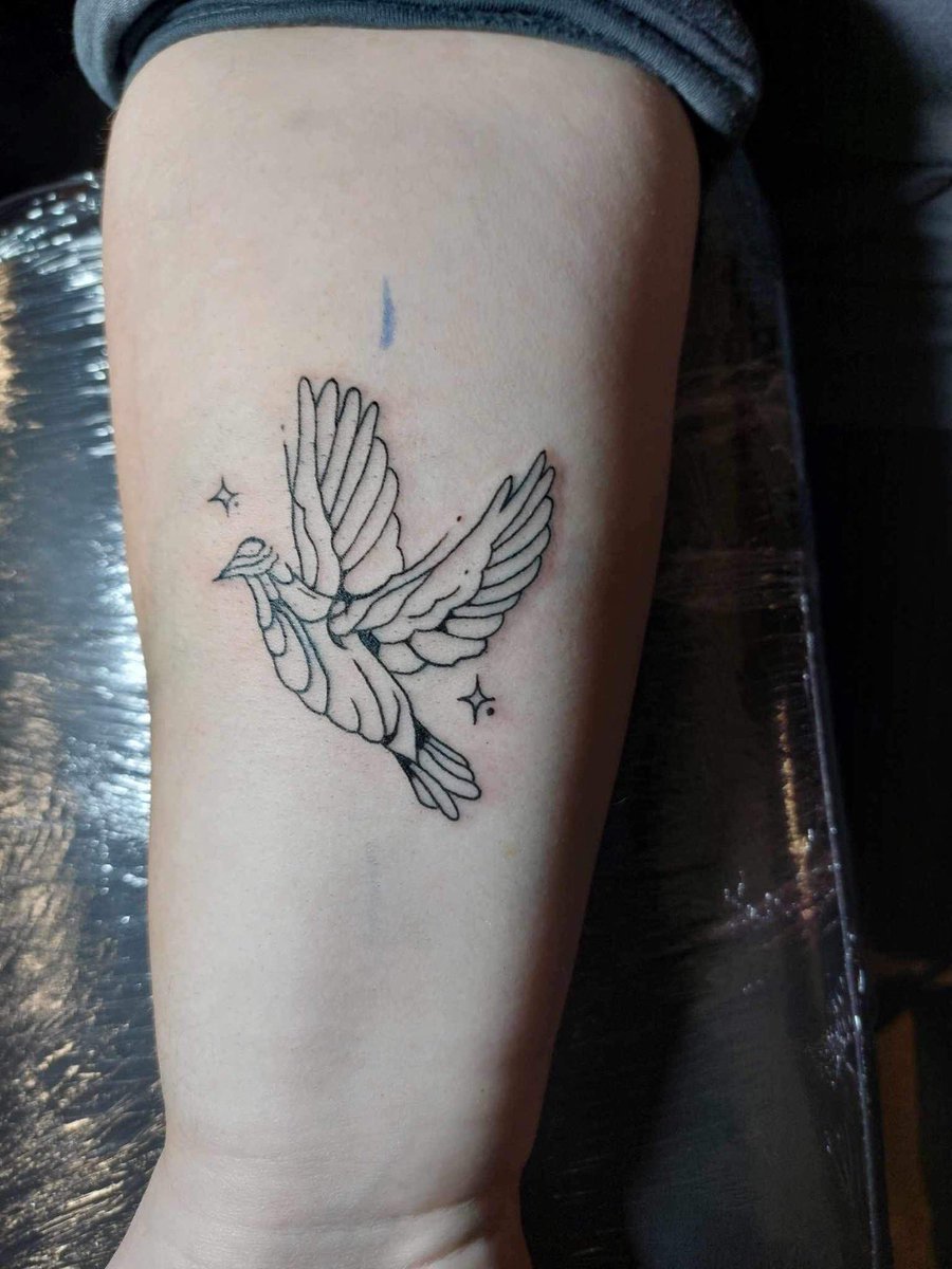 beth09287's tweet photo. Had a v exciting piercing and tattoo week so far❤️ https://t.co/i3lrakaZ6j