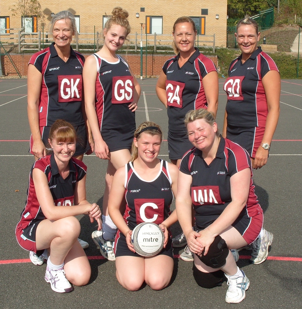 GFORCEsport's tweet image. Goal Attack, Wing Defence or Centre...which position do you play? 

#netball #netballteam #netballtraining #netballkit