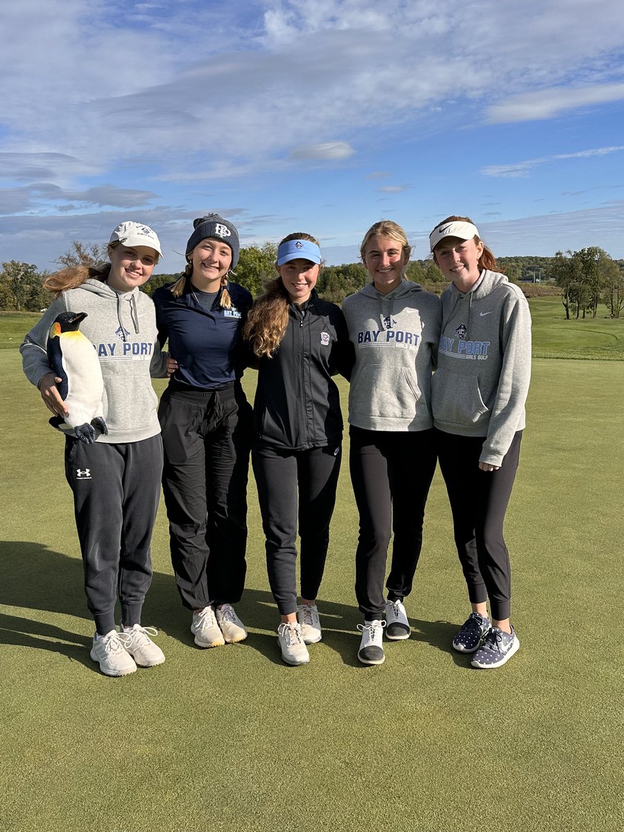 BPGirlsGolf's tweet photo. Pirates end another successful season with a 6th place finish at @wiaawistate  tourney. @adalynjgolf finished 11th individually with 81-76.@Madelyn_Ryanne was 21st (87-76).  Congrats to Divine Savior Holy Angels on their championship! @BayPortHS @Wisdotgolf https://t.co/52zqhZVYl3