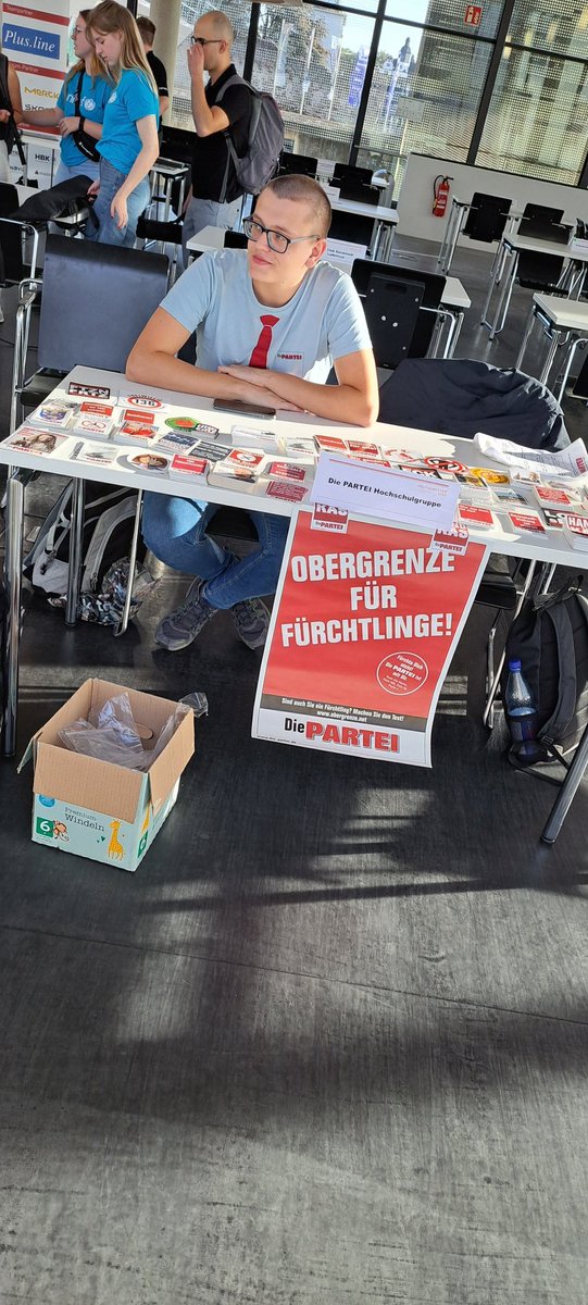 Für euch vertreten nicht nur im Stupa und der UV, sondern auch bei der Erstsemster Begrüßung 2023 der <a href="/TUDarmstadt/">TU Darmstadt</a>.