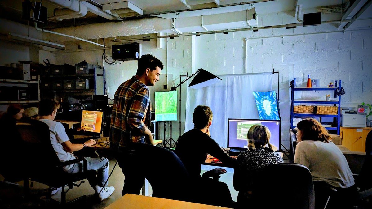Our fantastic first year TTA students get an introduction to theatre video in their lighting rotation. (Students explore projection mapping a kaleidoscope of colours and shapes.) #DramaSchool #RoyalAcademyOfDramaticArt #RADA #TheatreLife