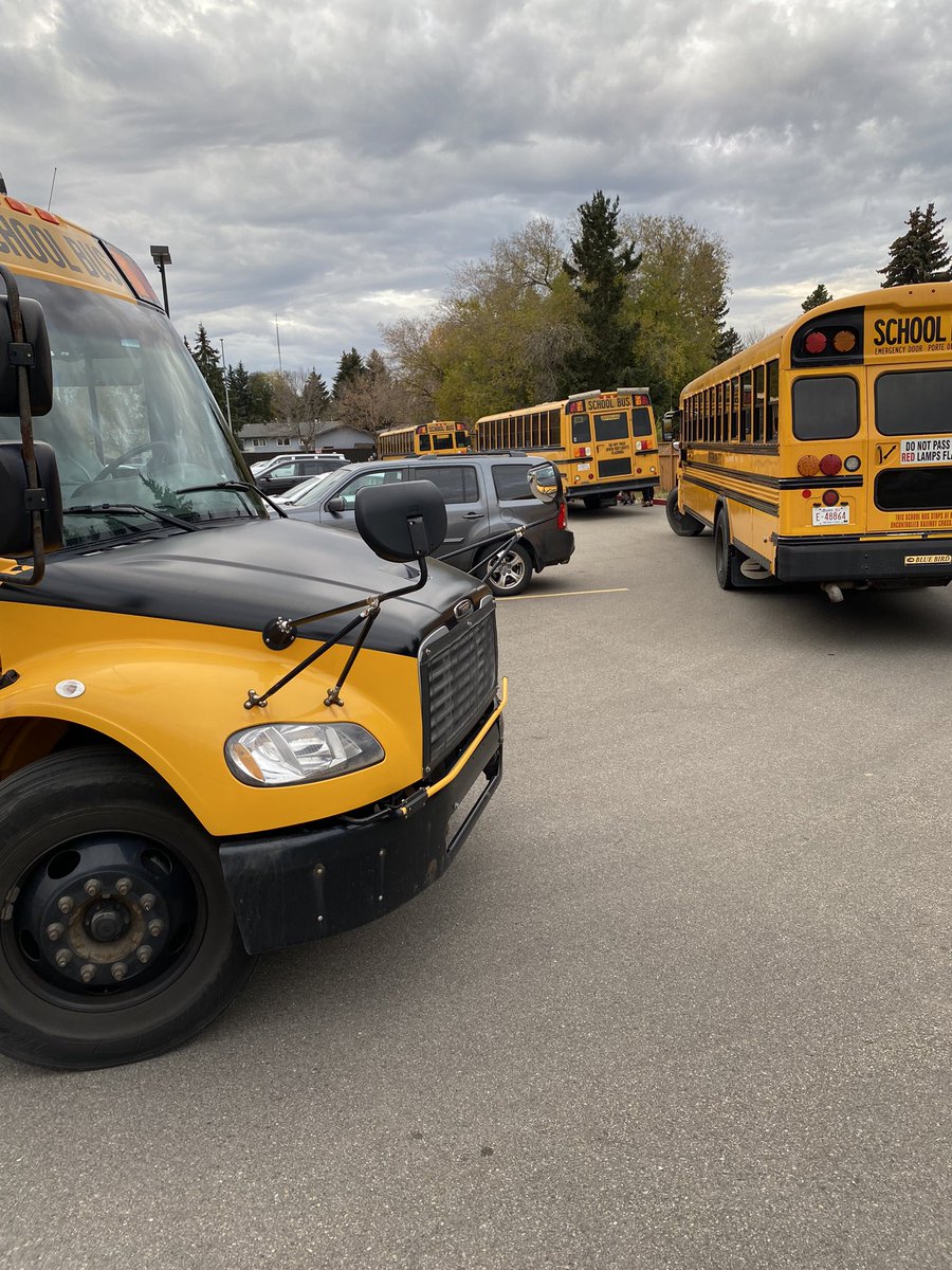 Wes Hosford School tweet media