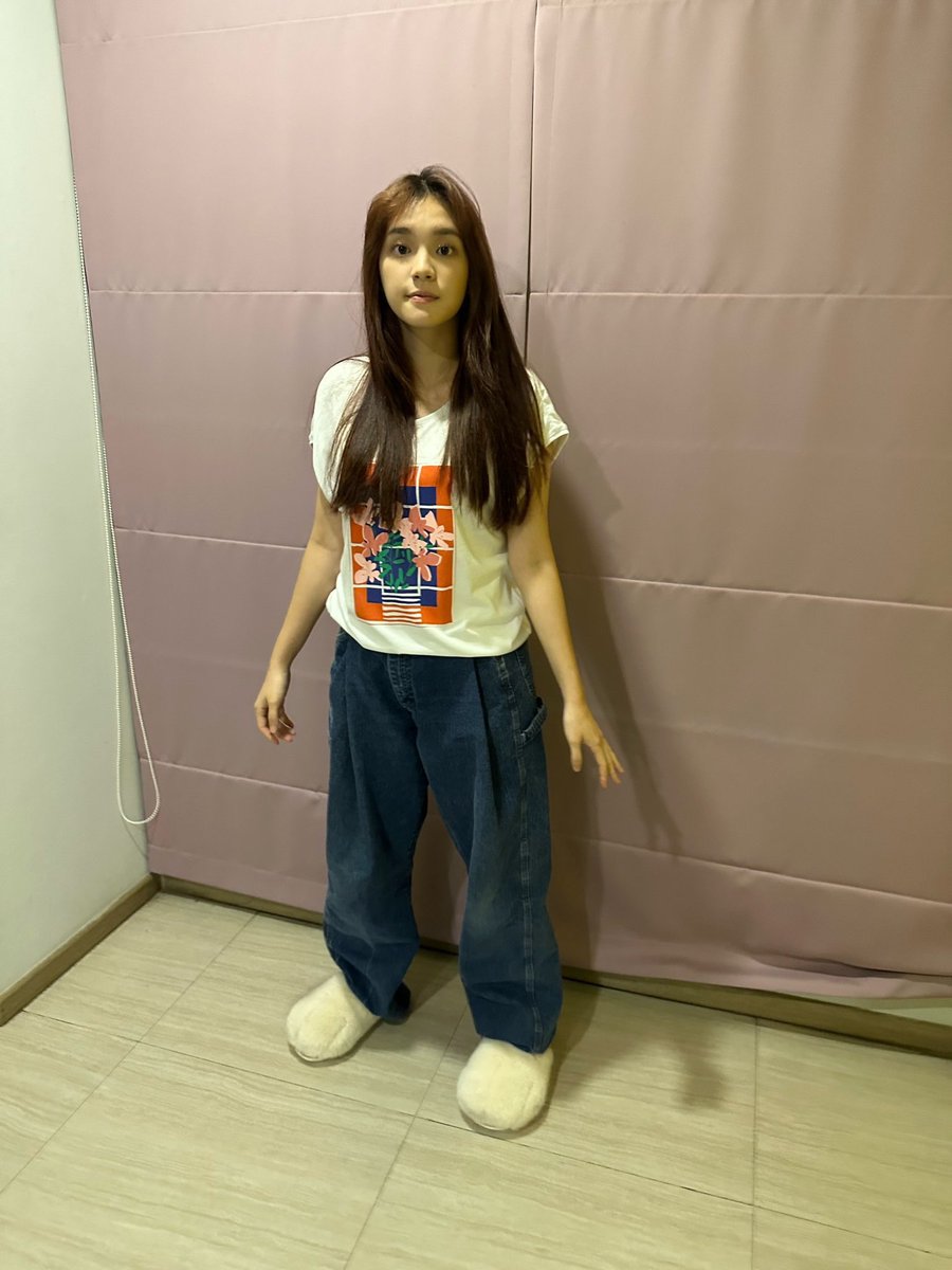 V2Capture's tweet photo. แม๊อยู่ไหน~ https://t.co/Ucpy55ywuM
