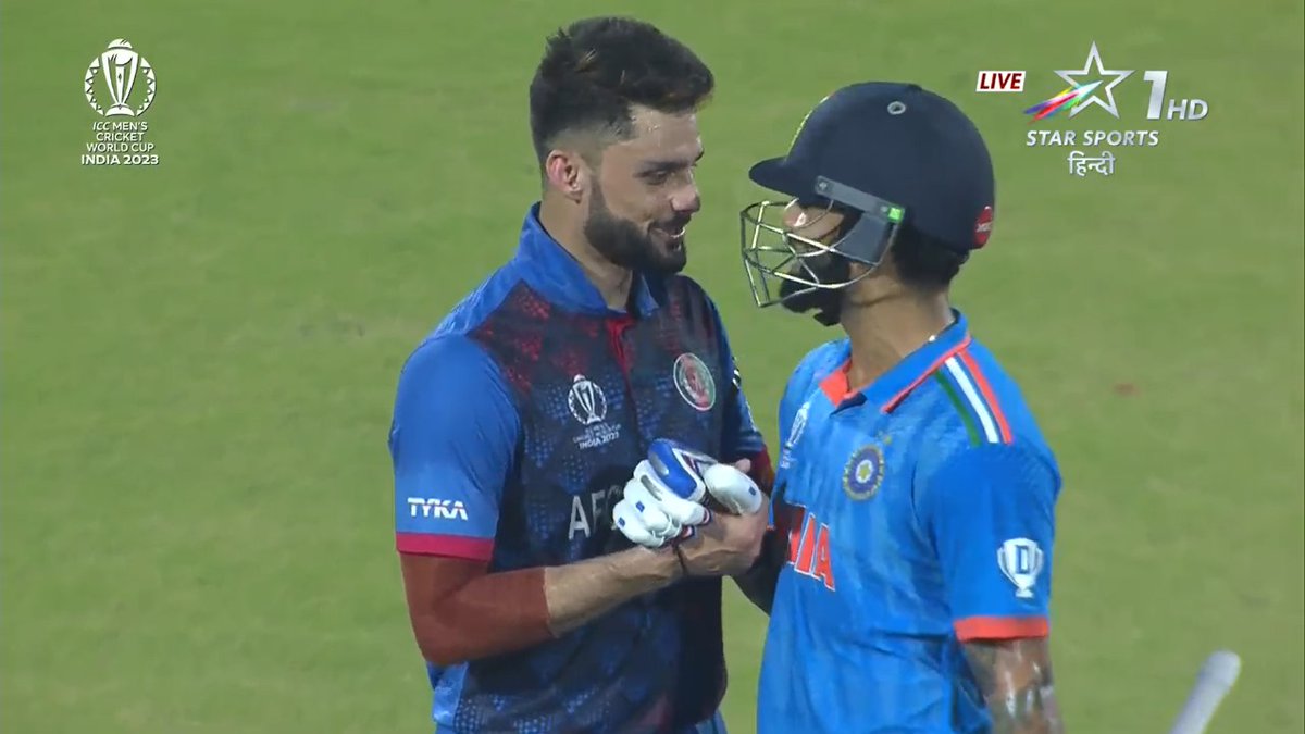 PranayDev18's tweet photo. The reason why I love cricket.
#Kohli #SweetMango #Naveen #INDvsAFG https://t.co/p5A8BOMVi6
