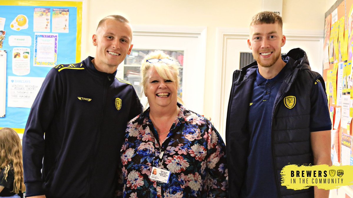PLAYER APPEARANCE 🖤💛

Jasper Moon and Tom Hamer recently attended one of <a href="/BurtonAlbionCT/">Burton Albion Community Trust</a>'s Premier League Kicks sessions at Winshill Neighbourhood Resource Centre 🙌

Read the full story of what they got up to 👉 buff.ly/3ZQVK9w 

#BAFC | #PLKicks