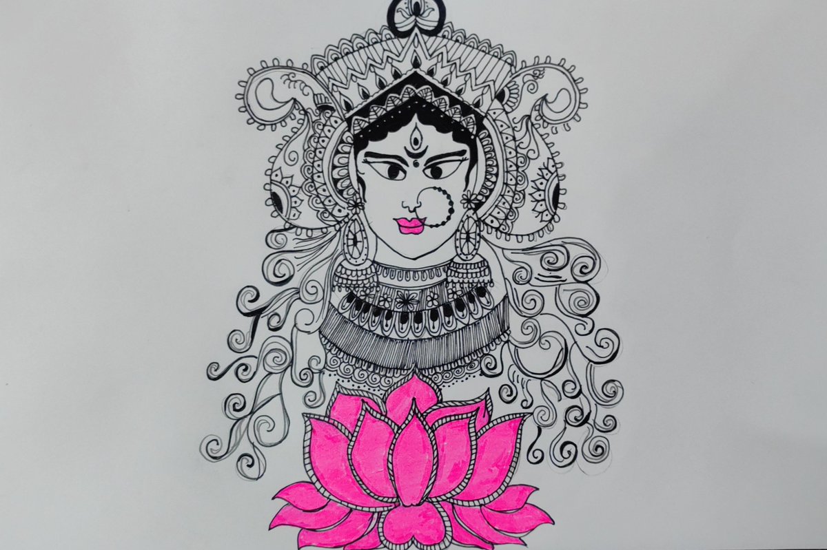 Tried Madhubani painting of Maa Durga .🙏
The Art .🖤🤍
#madhubanipainting