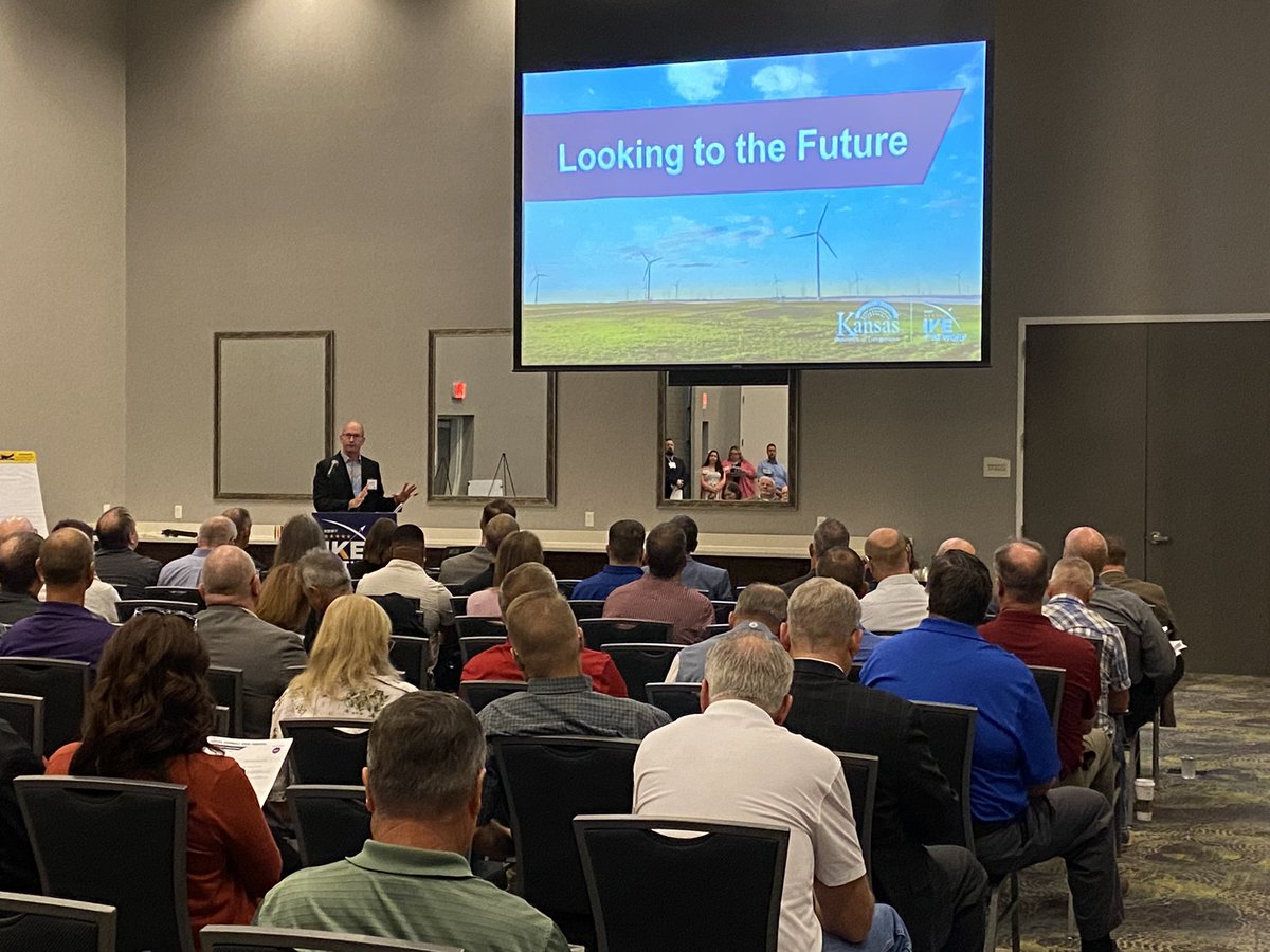NCKansasKDOT's tweet photo. This morning, KDOT Secretary, Calvin Reed welcomes community members to the 2023 local consult at the Hilton Garden Inn in Salina. Where members discuss regional transportation priorities and highway preservation being made in the area. #KDOTProud #IKEatwork https://t.co/3Tunk62etu