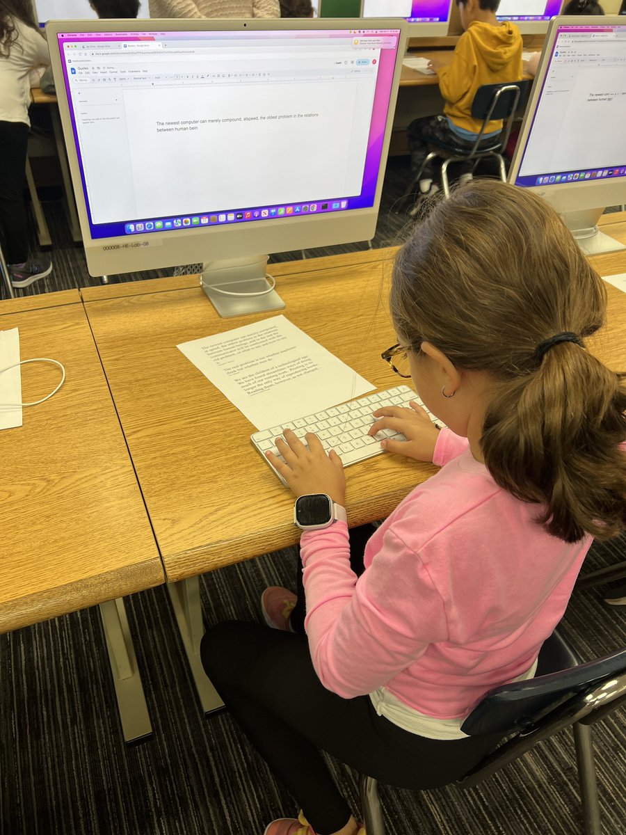 Lisa DeGrazia tweet media