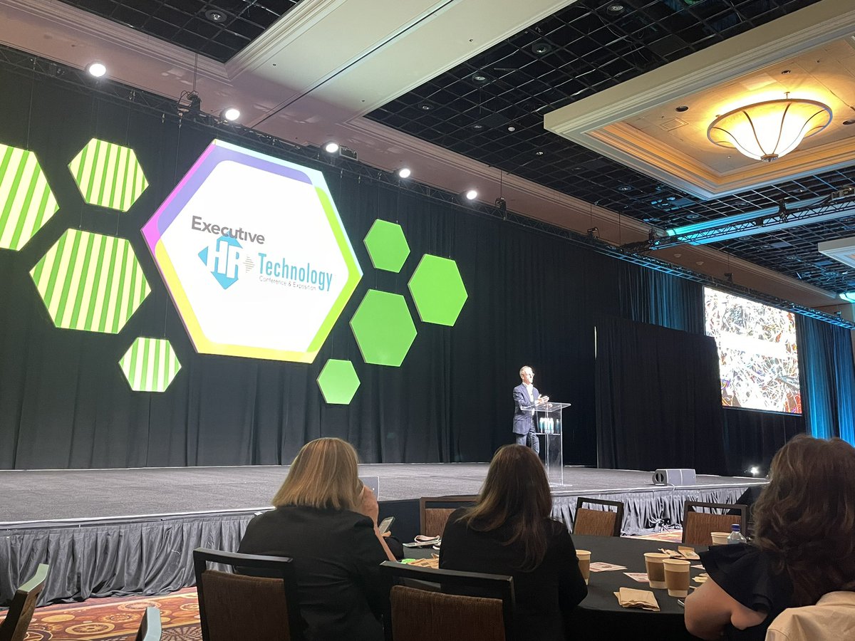 Vendors, data, and AI (oh my!). Enjoying kicking off the day for <a href="/iCIMS/">iCIMS</a> with <a href="/Josh_Bersin/">Josh Bersin</a> #hrtechconf