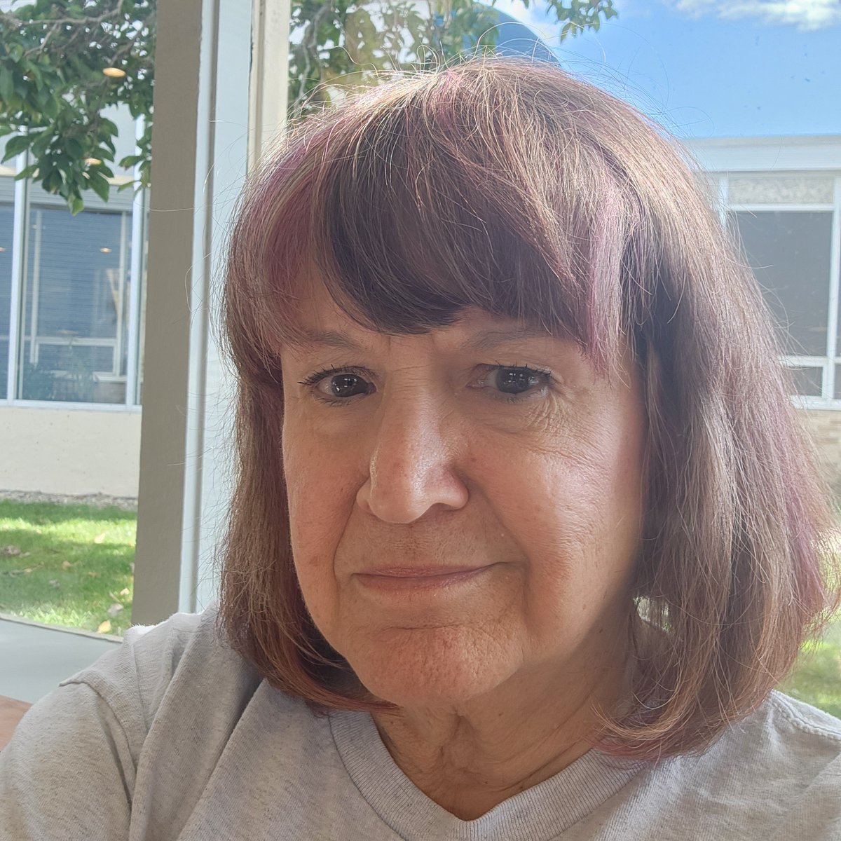 DebJewel's tweet photo. @siriuslynjl Well, that is a filter. Me right now... https://t.co/0OUbJCVfcY