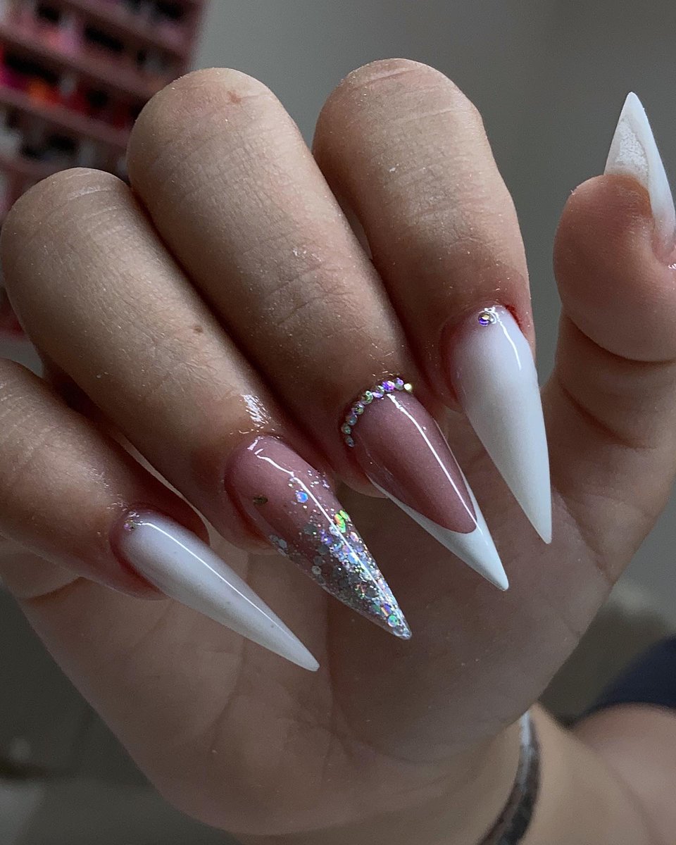 milo_crypt01's tweet photo. 📸 belaesquiavonenails https://t.co/iDEvlthqeL