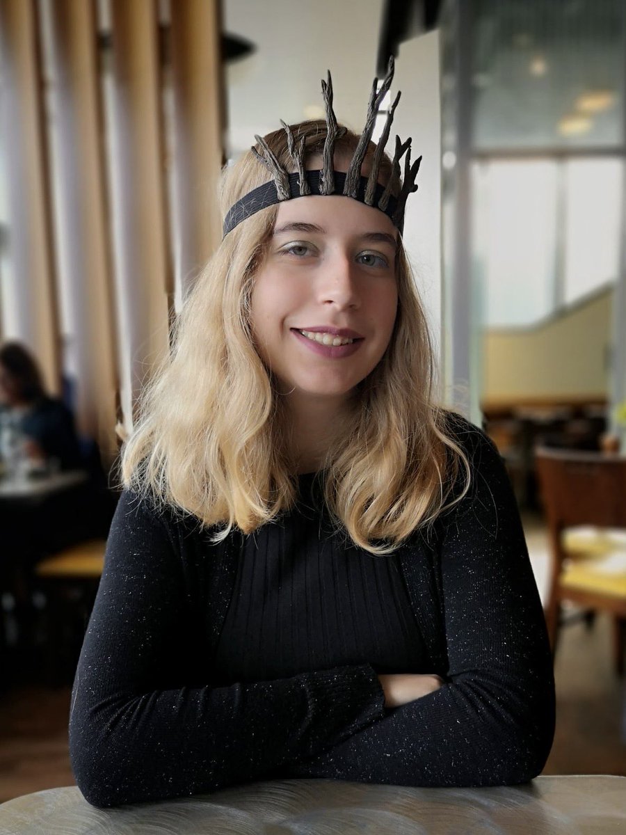 Jilian_Tolzmann's tweet photo. A couple weeks into being 17! The day was very busy but special. Especially, since I even got to celebrate it with the closing of #GoblinMacbeth & #JuliusCaesar which is why I’m dressed up in my #HenryV inspired crown. Here’s some pics from brunch that day. https://t.co/ziuozHzSAp
